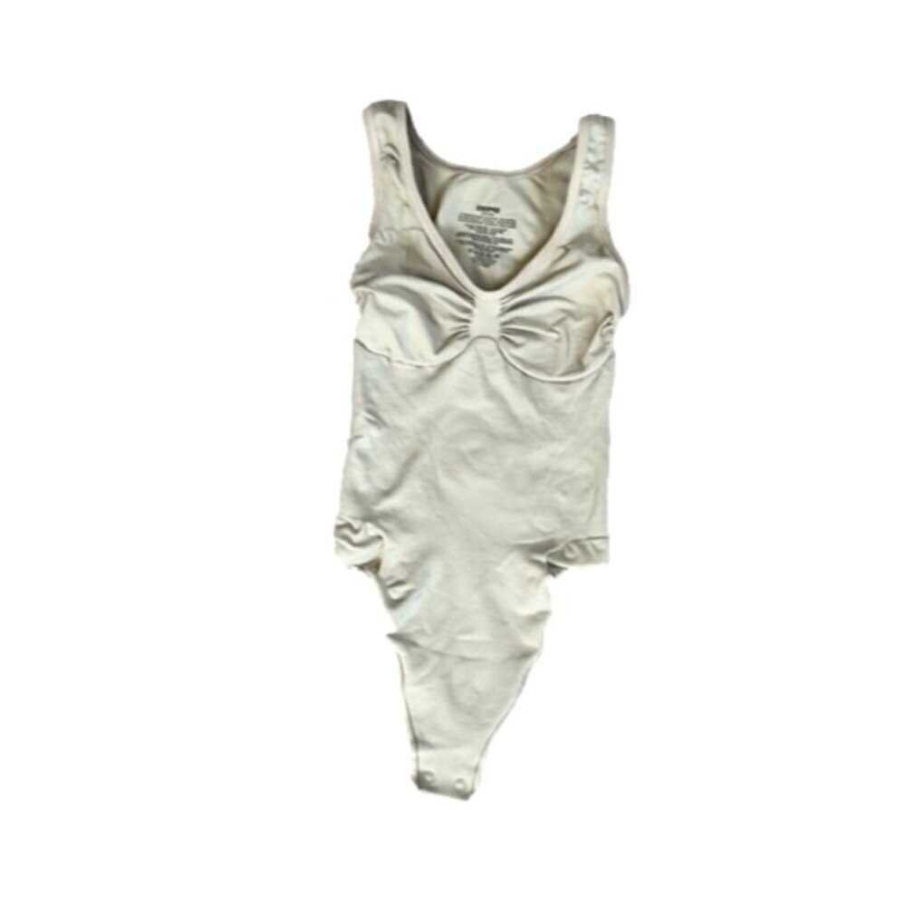 SKIMS Sculpting Thong Bodysuit Clay Beige S (US 4-6) NWOT MSRP $70